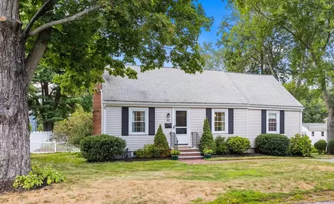 49 Springvale Rd, Reading, MA 01867