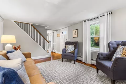 Living - 49 Springvale Rd, Reading, MA 01867 photo 7 of 11