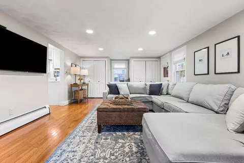 Living - 49 Springvale Rd, Reading, MA 01867 photo 4 of 11