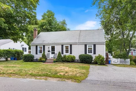 Exterior - 49 Springvale Rd, Reading, MA 01867 photo 8 of 8