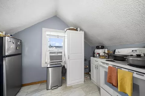 708-710 Carew St, Springfield, MA 01104 photo 36