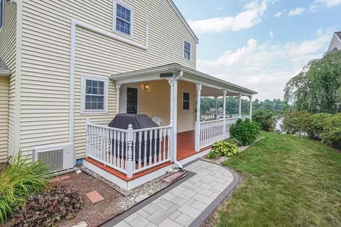 31 Bay View Rd, Webster, MA 01570 photo 5