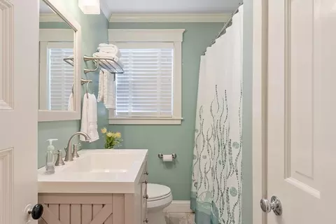 156 Hesperus Ave #4, Gloucester, MA 01930 photo 23