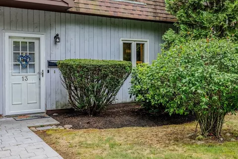 20 Lawrence Rd #13, Rowley, MA 01969