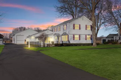 11 West St, Hadley, MA 01035