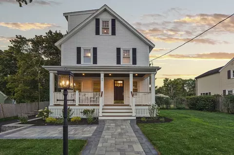55 Lowell St, Woburn, MA 01801