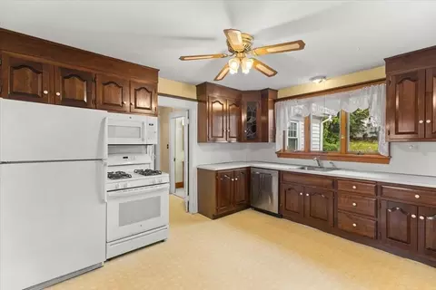 55 Dixon Ave, Dedham, MA 02026 photo 6