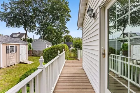 55 Dixon Ave, Dedham, MA 02026 photo 33