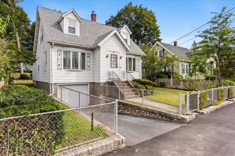 55 Dixon Ave, Dedham, MA 02026 photo 3