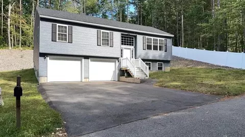 792 Cottage St, Athol, MA 01331