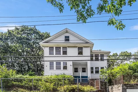 154 Mount Vernon St, Malden, MA 02148