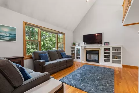 52 Timberline Rd, Millis, MA 02054 photo 3