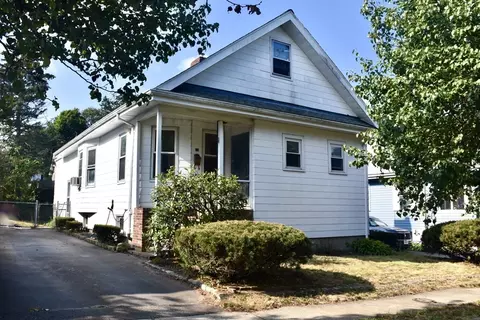 21 Deane St, Fairhaven, MA 02719