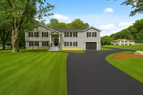 1 Silversmith Way, Billerica, MA 01862