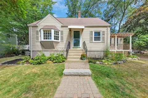 30 Standish Rd, Arlington, MA 02476
