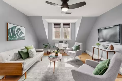 33 Hudson St #3, Somerville, MA 02143