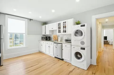 35 Locust St #3, Danvers, MA 01923 photo 2