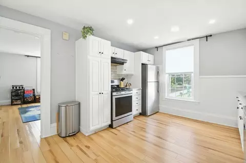 35 Locust St #3, Danvers, MA 01923 photo 5