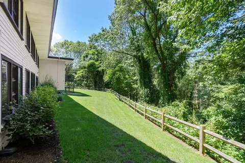 145 Walpole St, Dover, MA 02030 photo 27