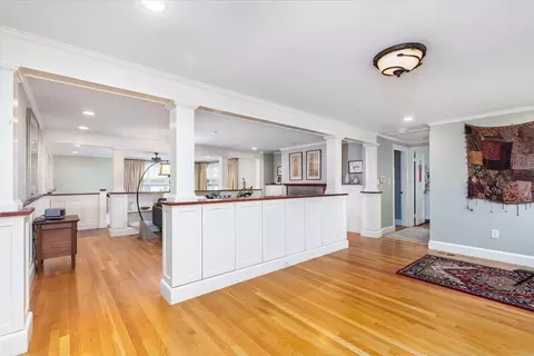 17 Deforest Rd, Newton, MA 02462 photo 3