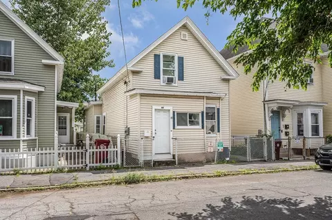 49 Coburn St, Lowell, MA 01850