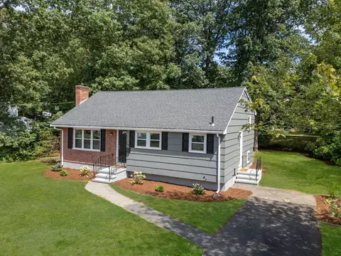 30 W Meadow Dr, Brockton, MA 02301