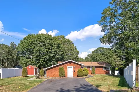 40 Eden Rd, Framingham, MA 01702