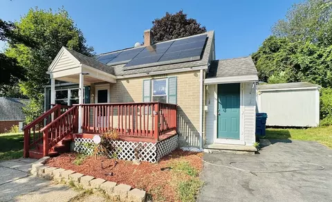 19 Assabet Ln, Worcester, MA 01602