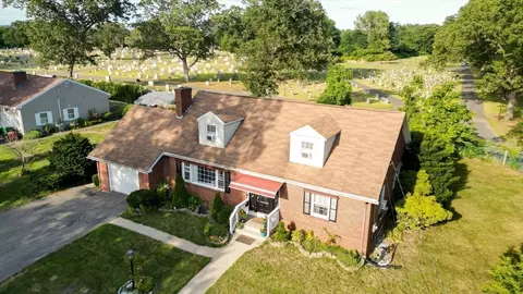 255 Moore St, Chicopee, MA 01013 photo 36