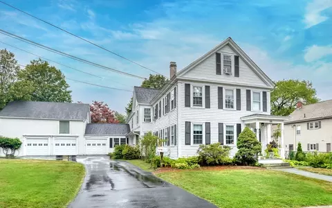 88 Elm St #2, North Andover, MA 01845