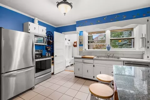 15 Beacon St, Danvers, MA 01923 photo 7