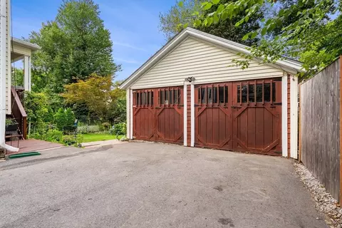 15 Beacon St, Danvers, MA 01923 photo 35