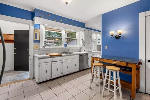15 Beacon St, Danvers, MA 01923 photo 9