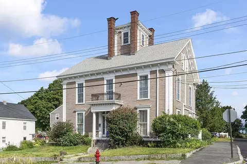 214 Third #A, Lowell, MA 01850