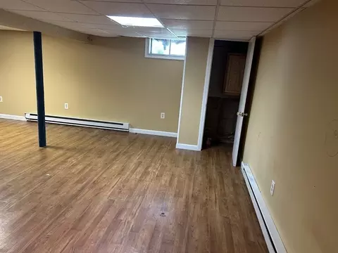 41 Pelham St, Springfield, MA 01109 photo 11