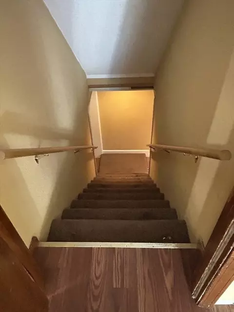 41 Pelham St, Springfield, MA 01109 photo 7