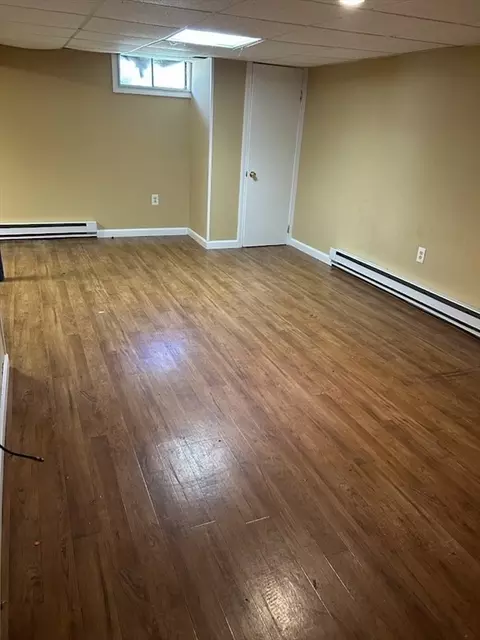 41 Pelham St, Springfield, MA 01109 photo 10