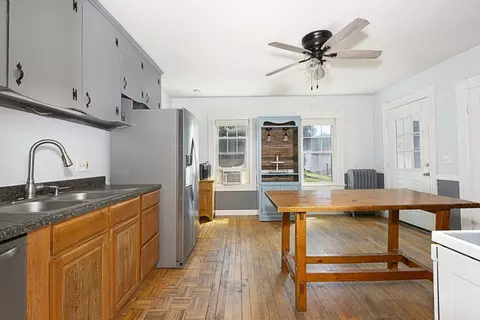 31 Maple St, Clinton, MA 01510 photo 12