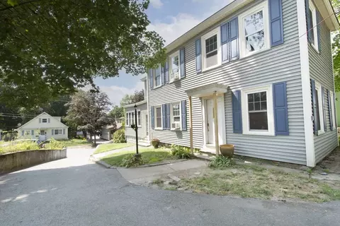 31 Maple St, Clinton, MA 01510 photo 5