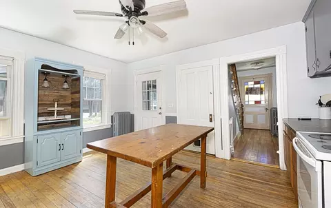 31 Maple St, Clinton, MA 01510 photo 13