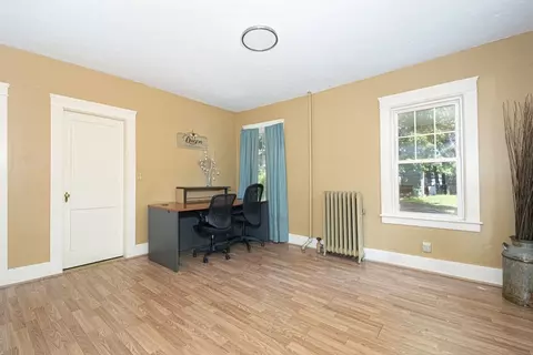 31 Maple St, Clinton, MA 01510 photo 24