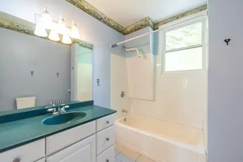 89 12 Walnut St, Clinton, MA 01510 photo 29