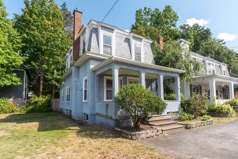 89 12 Walnut St, Clinton, MA 01510 photo 2