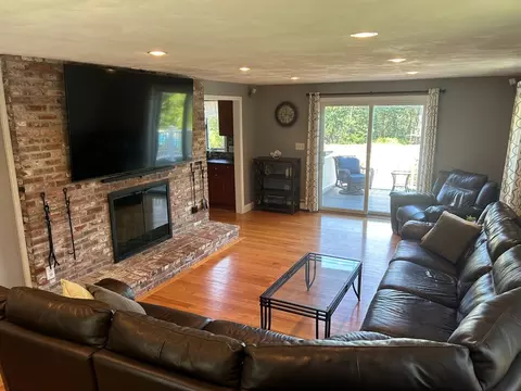 19 West St, Danvers, MA 01923 photo 12