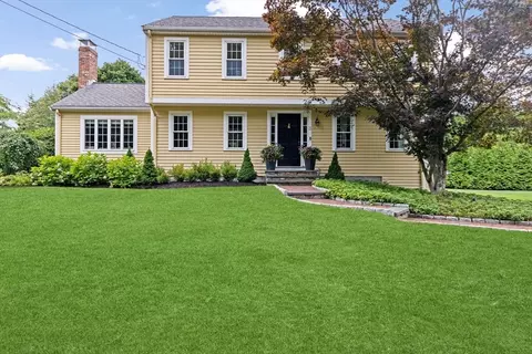 3 Village Ln, Hingham, MA 02043