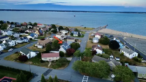 41 Nina St, New Bedford, MA 02744