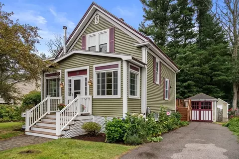 62 Ferncroft Rd, Milton, MA 02186