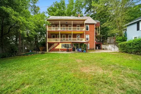 79 Hamilton St, Southbridge, MA 01550