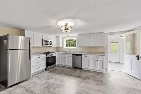 175 Petersham Rd, Phillipston, MA 01331 photo 3