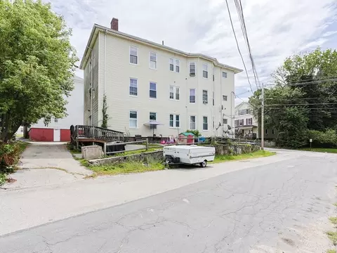 3 Hill St, Webster, MA 01570 photo 2